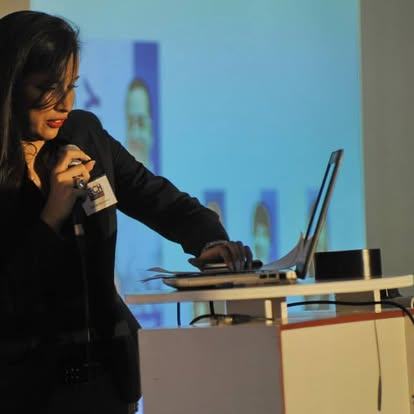 Silvija Gelevski presenting Building High-Trust Remote Cultures.